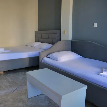 Privé Hotel Sarandë