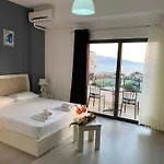 Prive 4* Sarandë