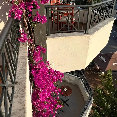 Prive 호텔 Sarandë