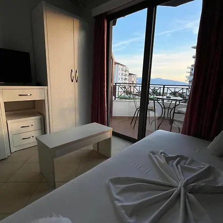 Prive 4*