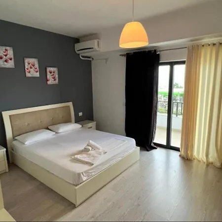 Privé Hotel Sarandë