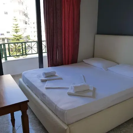 Privé 4*