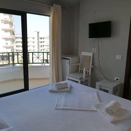 Privé 4*